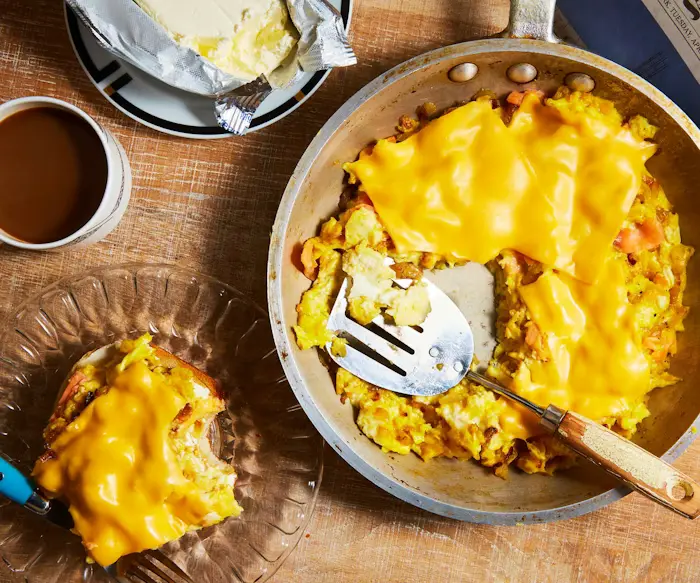 Eggs With Lox and Onions image