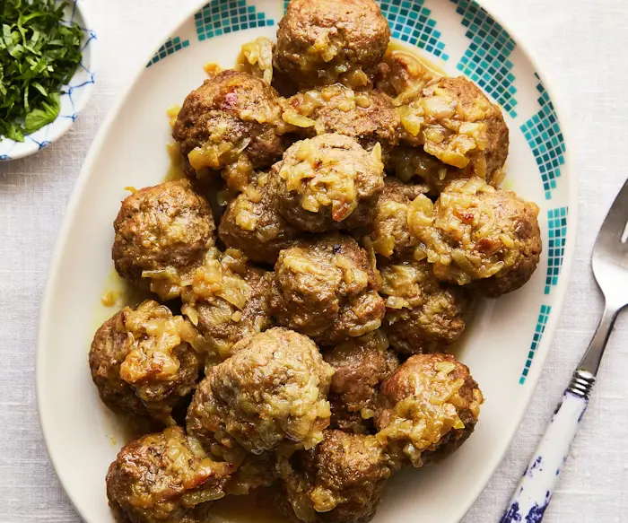 Boulettes à l'oignon (Meatballs with Onion) image