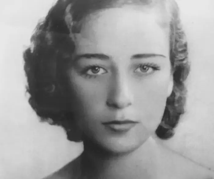 How One Cook, Who Knew No One, Built a Syrian Community Around the Table image