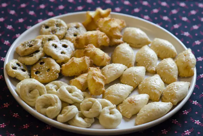 Iraqi Purim Dough image