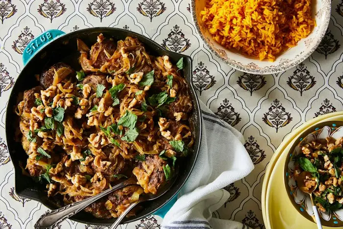 Meatballs with Onion "Jam" image