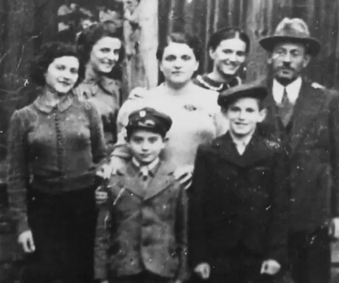 How Two Sisters Revived a Borscht Recipe Lost During the War image