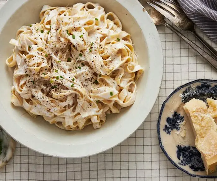 Cottage Cheese and Noodles á la Cacio e Pepe image