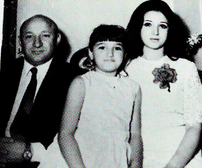 Rebuilding a Lost Persian World in a Sun-Filled Long Island Kitchen image