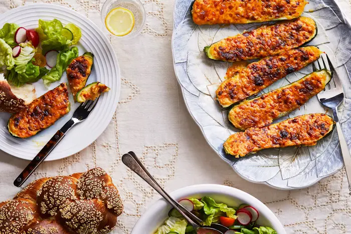 Stuffed Zucchini with Sour Cream image