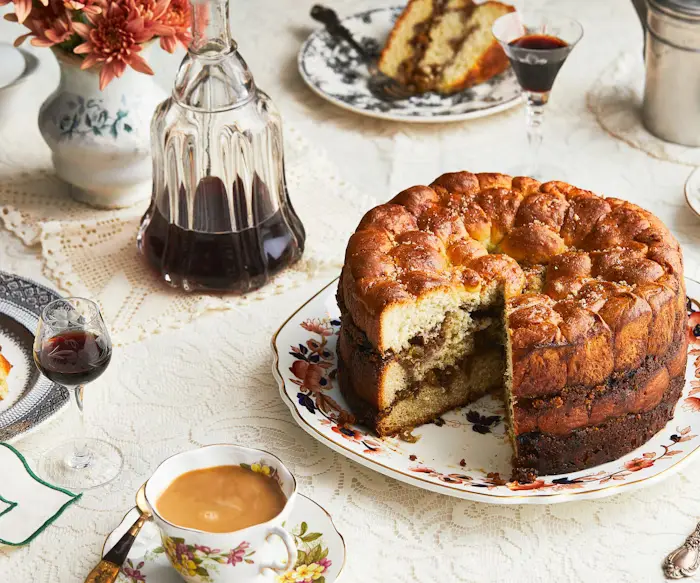 Hungarian Aranygaluska (Pull-Apart Cake) image
