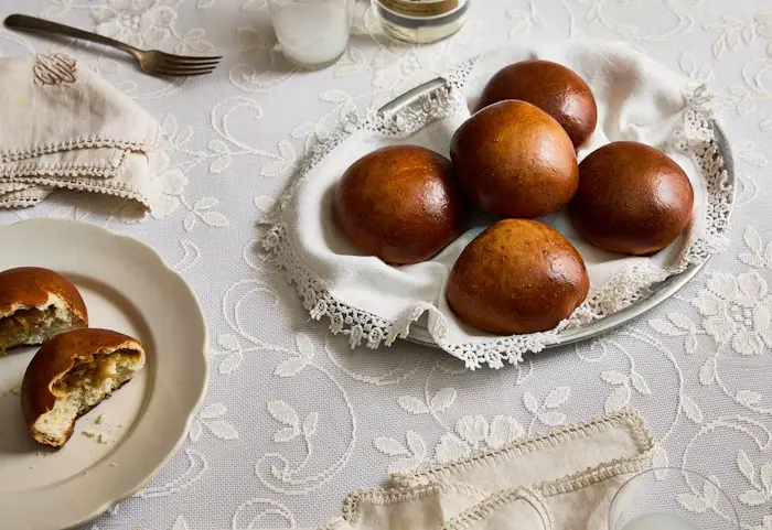 Stuffed Challah Rolls with Caramelized Onion  image