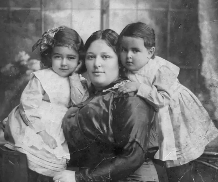 From Crimea to London: Two Shabbat Celebrations 100 Years Apart image