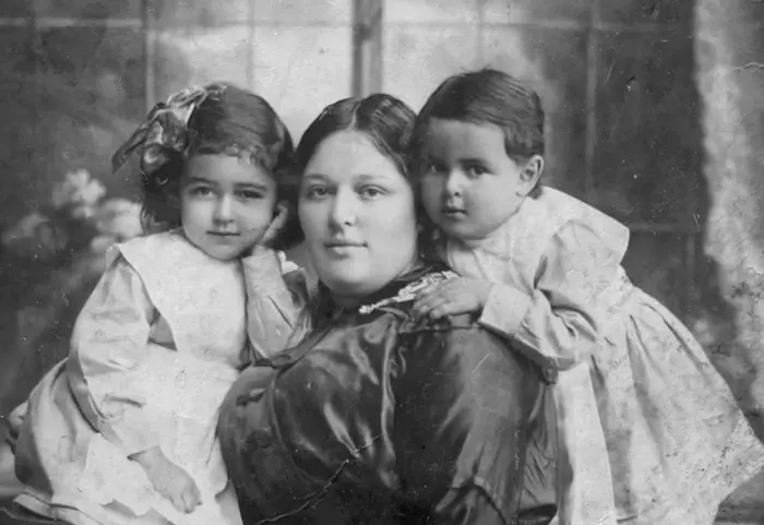 From Crimea to London: Two Shabbat Celebrations 100 Years Apart image