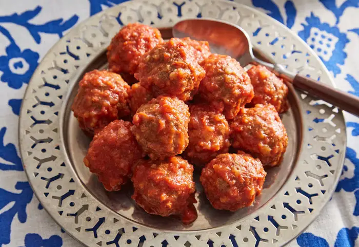 Kiftahs (Meatballs in Sour Tomato Sauce) image
