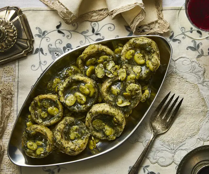 Fava Beans and Artichoke Bottoms image