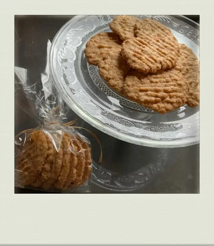Oatmeal Walnut Cookies image