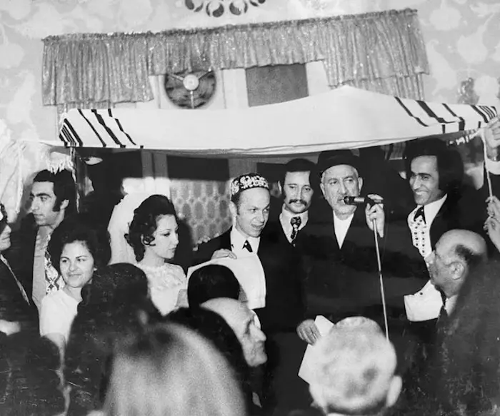 A Persian Shabbat Tradition Simmers on Long Island image