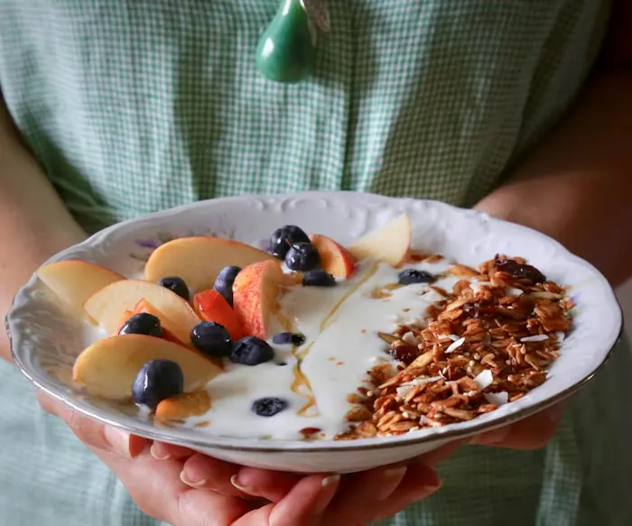 Granola With Tahini and Silan image