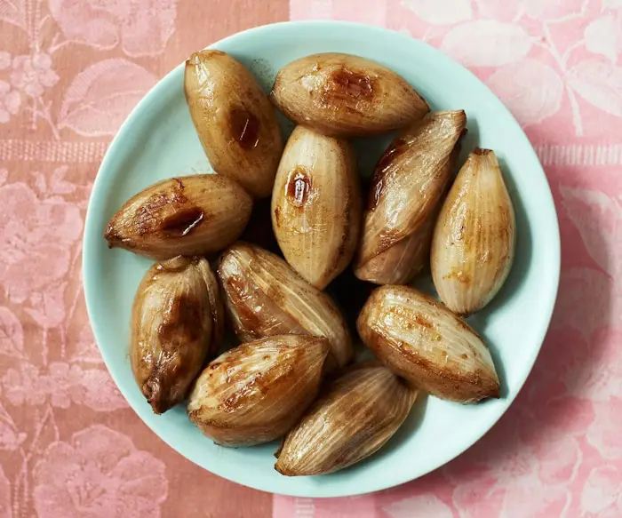 Onion Mahshi (Stuffed Onions with Beef and Rice) image